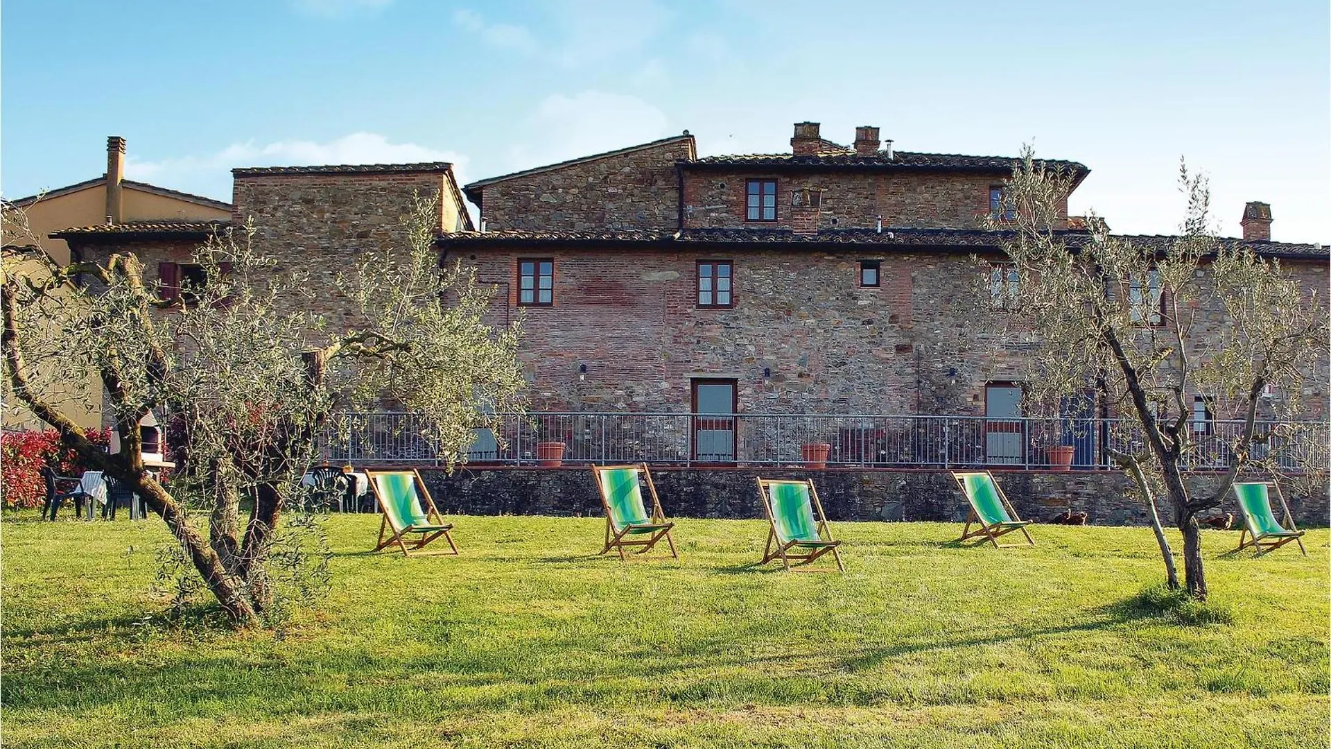 Gorgeous Apartment In Montaione Fi Querce